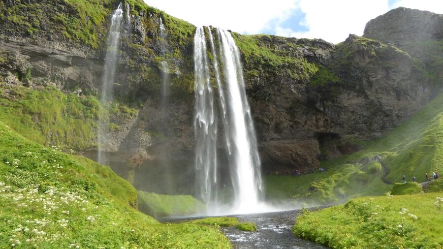 From Reykjavik: Explore the Waterfalls of the South Coast - Lunch Break Timing and How to Make It Matter