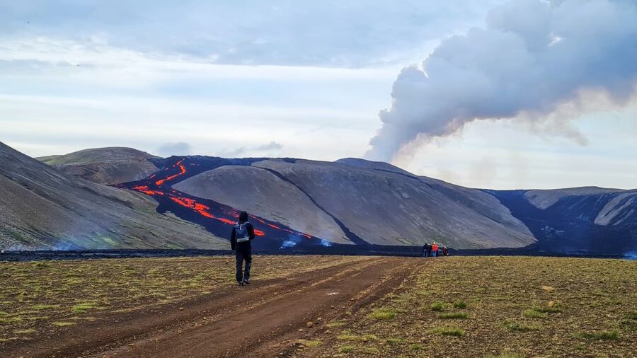 From Reykjavík: Fagradalsfjall Volcano Hike with Geologist - Lava fields and crater viewpoints: the moments that make it click