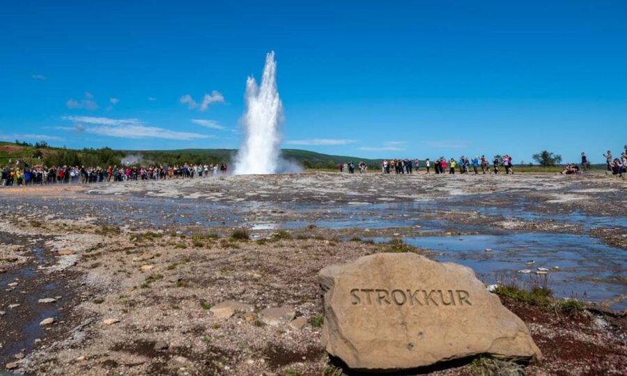 From Reykjavík: Full-day Golden Circle & Horse Riding Tour - The bus timing, pickup choices, and how to plan like a pro