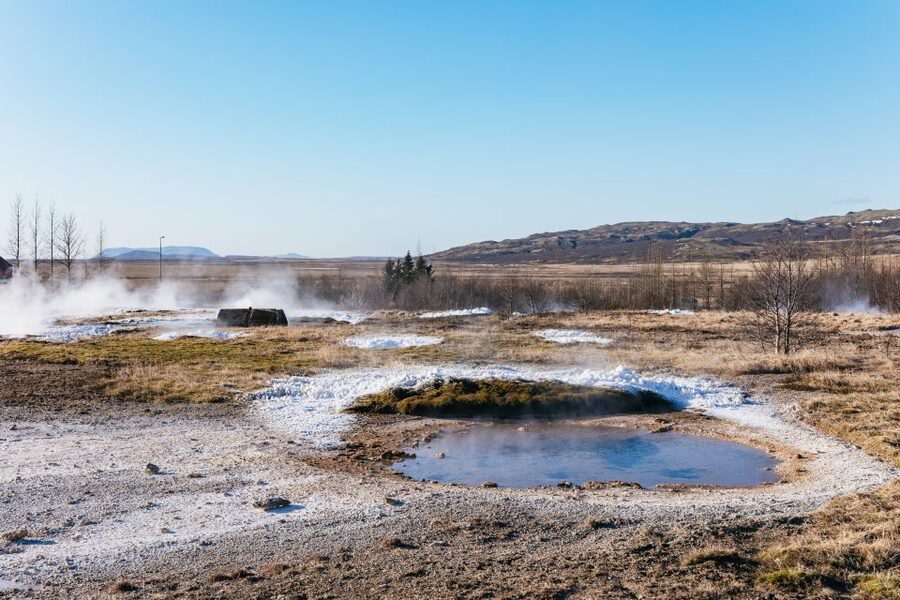 From Reykjavik: Golden Circle and Glacier Snowmobiling - Food, timing, and what to do during the wait