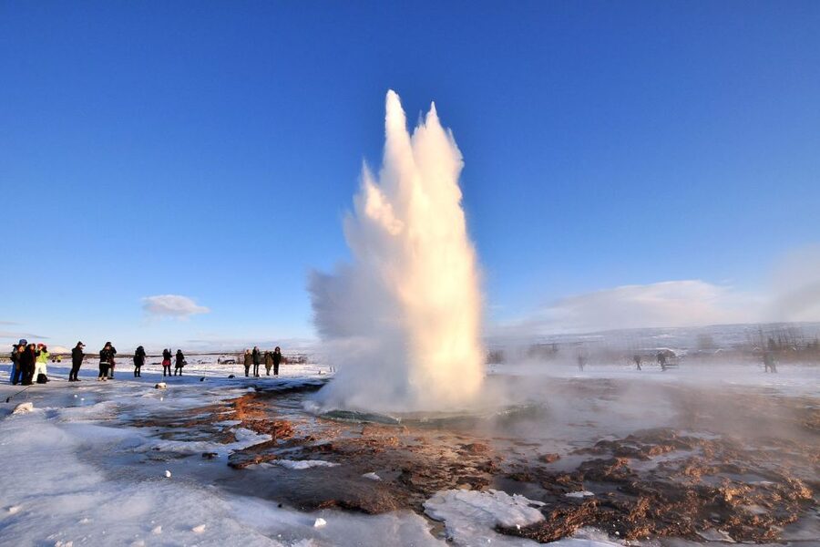 From Reykjavik: Golden Circle and Northern Lights Tour - How long you wait, and what “success” can look like