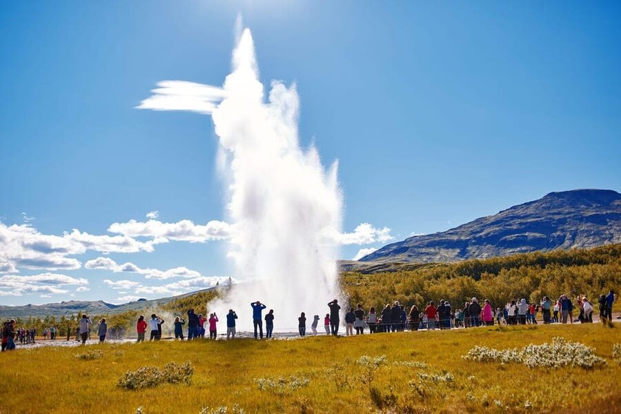 From Reykjavik: Golden Circle & Kerið Full-Day Tour - Hveragerði, the Earthquake Town Stop That Adds a Local Flavour