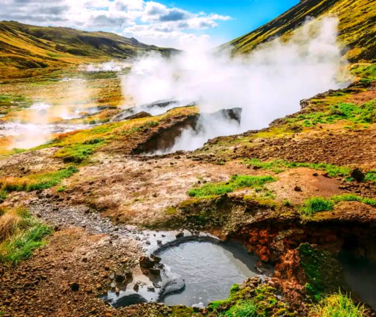 From Reykjavik: Helicopter Tour to Hengill with Landing - Over Hellisheiði: lava fields, basalt mountains, and steaming hot springs