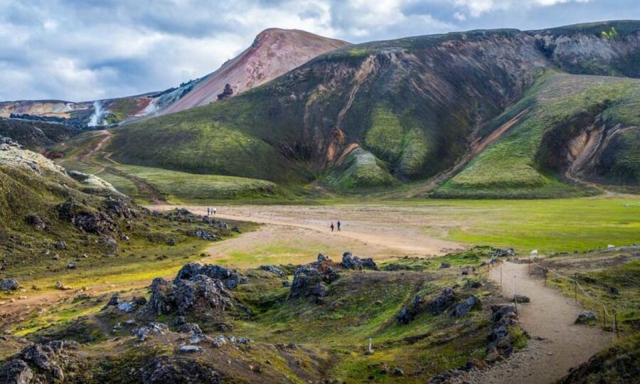 From Reykjavik: Landmannalaugar & Háifoss Waterfall Tour - Volcanic Photo Stops That Actually Make Sense: Hnausapollur and Frostastaðavatn