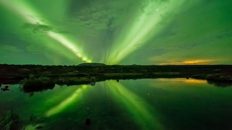 From Reykjavik: Northern Lights Boat Cruise - Reykjavik to Faxaflói: why this 2-hour cruise helps