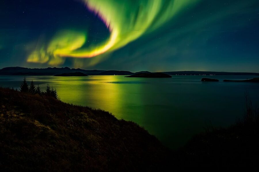 From Reykjavik: Northern Lights Chase with Expert Guide - Meeting at BSÍ, Multiple Pickups, and Why It Matters