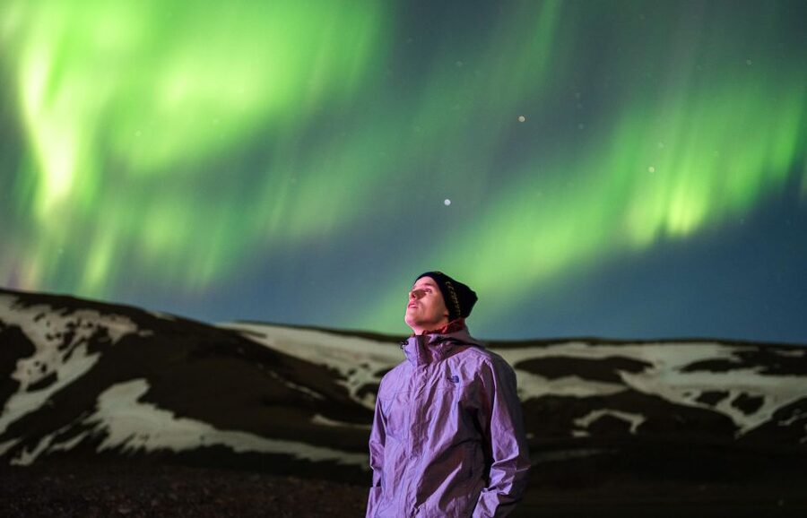 From Reykjavík: Northern Lights Super Jeep Tour - The aurora hunt: how your guide turns forecasts into stops