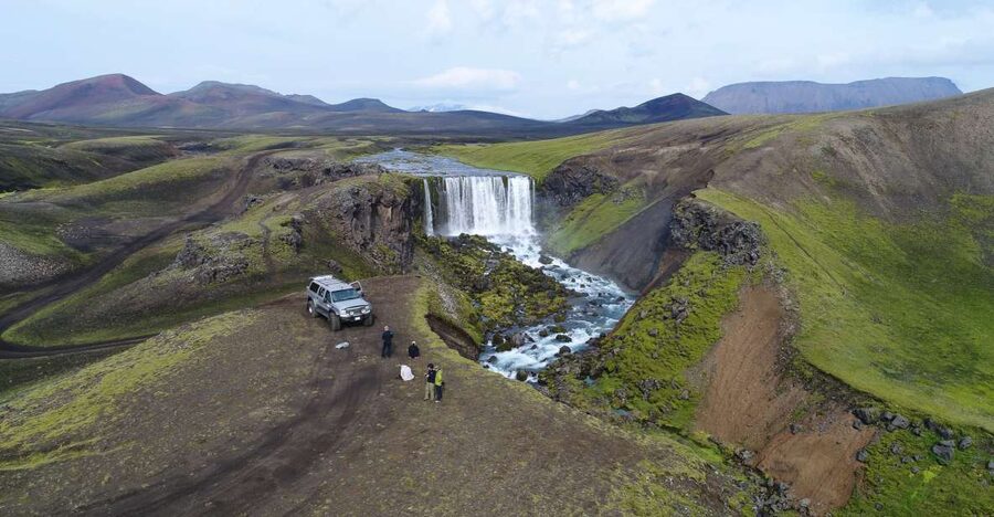 From Reykjavik: Private Landmannalaugar & Hekla Jeep Tour - Price and value for a private group up to 4
