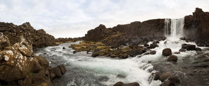 From Reykjavik: Small Group Golden Circle Day Trip - Kerið Volcanic Crater: The Milky Lake Finale