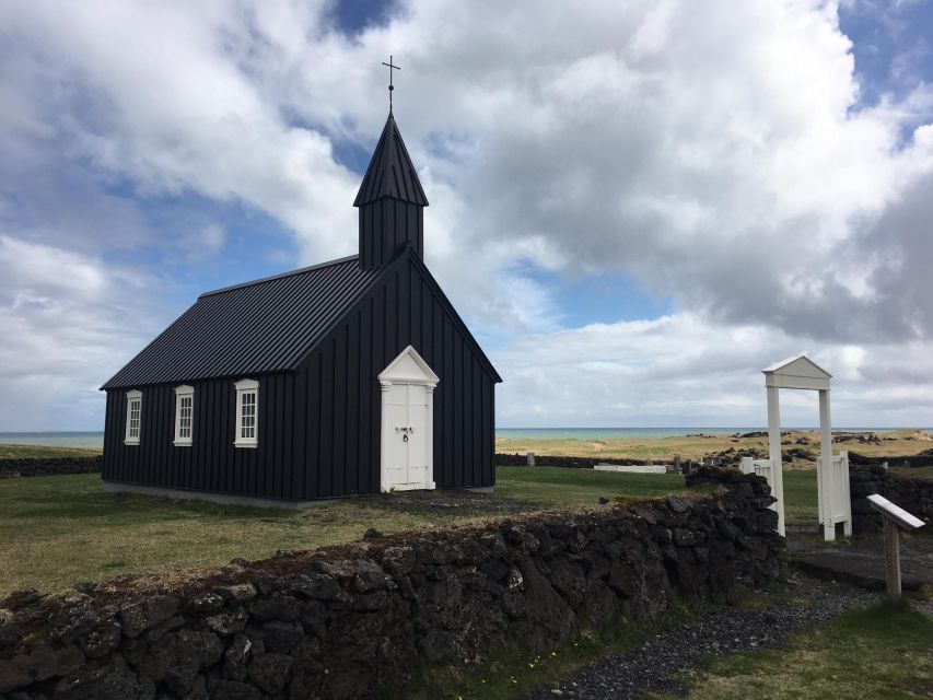 From Reykjavik: Snæfellsnes Full-Day Tour with Homemade Meal - Snæfellsjökull Glacier, seeing the ice cap without needing a hike