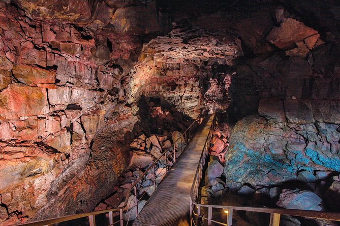 From Reykjavík: The Lava Tunnel tour with Round-trip Transfer - Gear included, and why that’s a real value