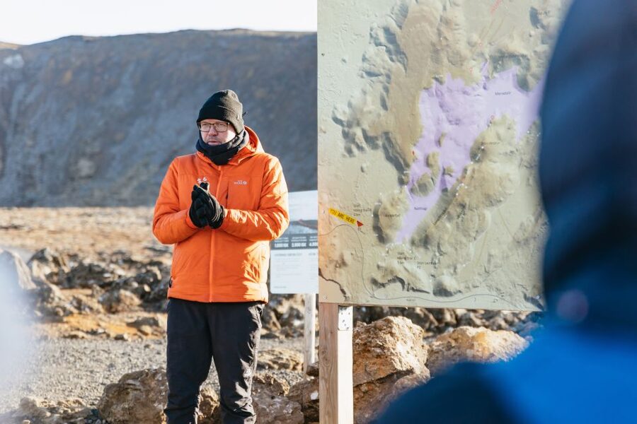 From Reykjavík: Volcanoes and Blue Lagoon Day Trip - Litli Hrutur and the Eruption Ground: What the Main Hike Really Feels Like