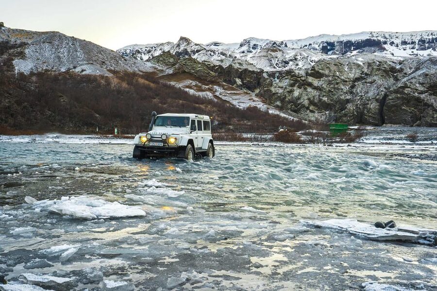 From Rvk: Private Day-Tour to Thorsmork with Mountain Hike - Should you book this Thórsmörk jeep and Valahnúkur hike?