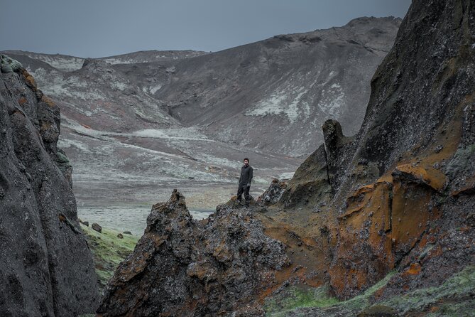 Full-Day Private Golden Circle Photography Tour in Iceland - Þingvellir National Park: getting close to UNESCO with a black-sand stop