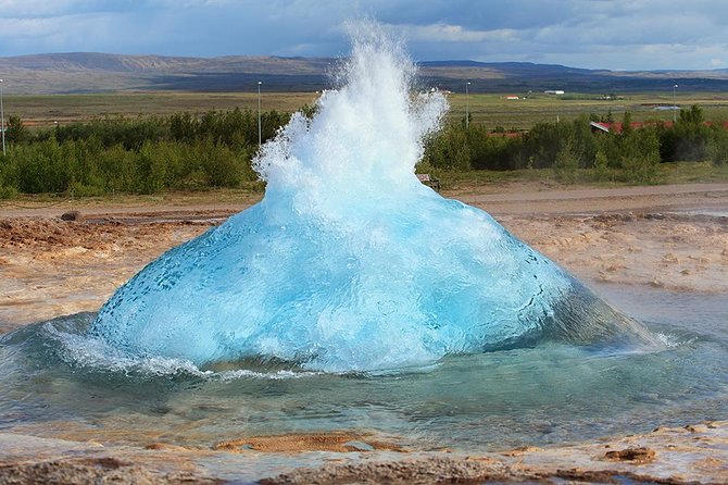 Geyser Waterfalls and Blue Lagoon Day Tour from Reykjavik - Gullfoss: Iceland’s biggest waterfall, planned into the day