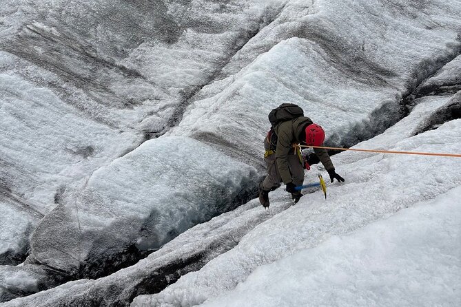 Glacier Adventure at Sólheimajökull - The 5-hour rhythm from glacier parking to main ice time