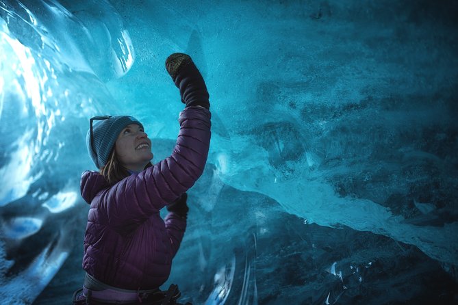 Glacier and Ice Cave Private Photoshoot - 15 Shot Photo Package - What to pack and wear: this is where success lives