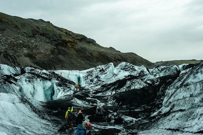 Glacier Hike at Solheimajokull in Small Group (6 pers max) - What to bring (and what you can skip)