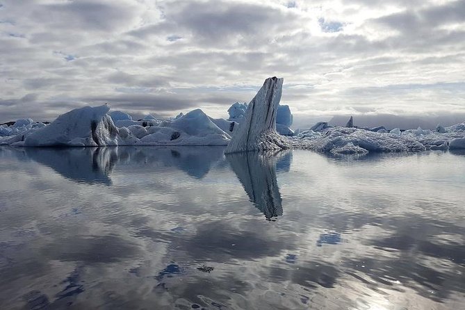 Glacier Lagoon & South Coast. Private Day Tour - From Reykjavik, this South Coast loop makes sense