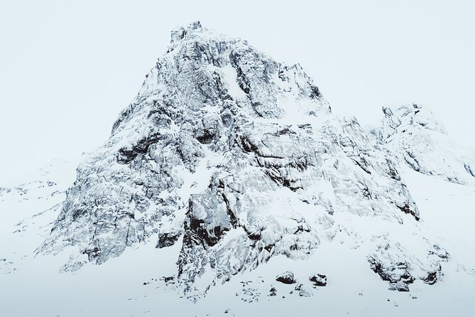 Glacier Rush – Fast pace snowmobile - SnoMo Glacier - Gear and clothing: what you get, what you must bring