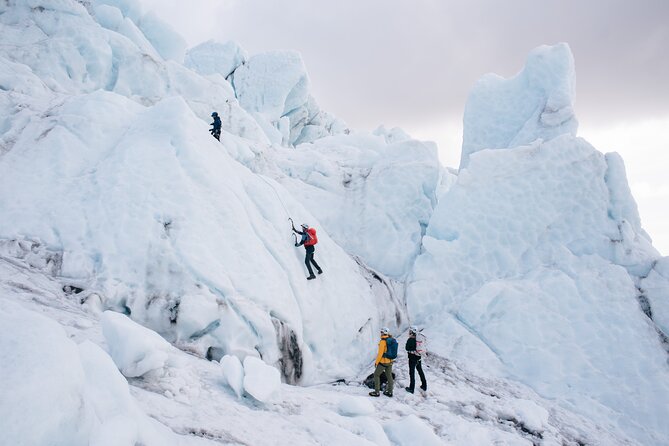 Glacier Xtreme: Vatnajökull Ice Climbing + Hike from Skaftafell - What guides like Darragh and Pawl bring to the ice