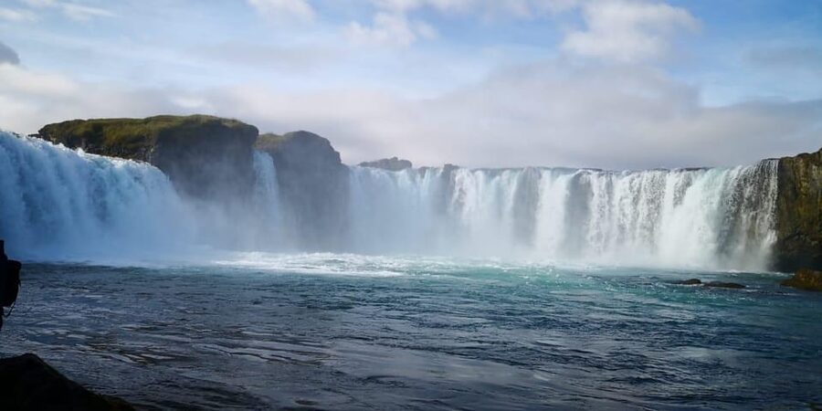 Godafoss Express Classy Round Trip Multiple Drop Off Choice - Key things to know before you go