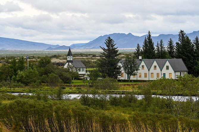 Golden Circle and Laugaras Lagoon - Geysir geothermal area: Strokkur eruptions every five minutes