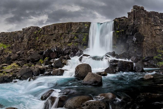 Golden Circle and Laugarvatn Fontana Private Tour from Reykjavik - Food, clothing, and comfort tips for an 8 to 10 hour day