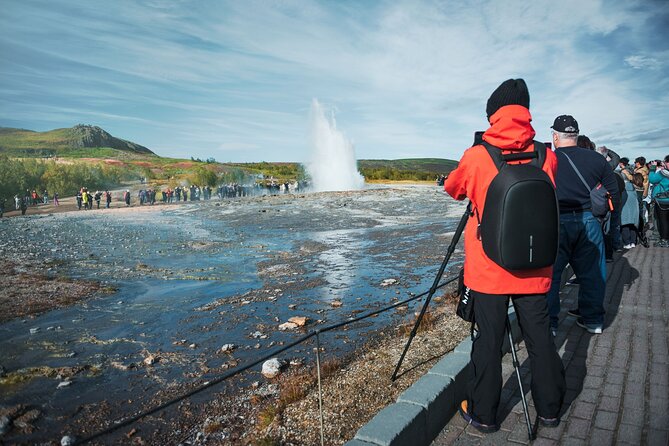 Golden Circle Classic Tour with Secret Lagoon Relaxation - Geysir Geothermal Field: Strokkur’s Eruption Rhythm and Steam-Time
