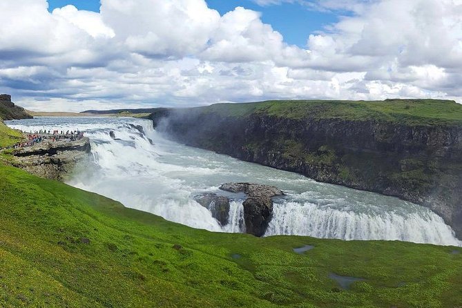 Golden Circle Express. Private Tour from Reykjavik - Stop 2 at Haukadalur: the geothermal valley walk and how to time Strokkur