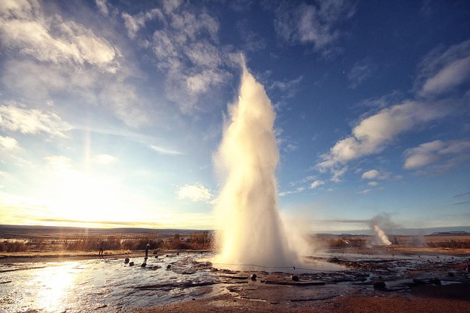 Golden Circle & Kerið Day Tour by Minibus from Reykjavik - Gullfoss Falls plus lunch: the one-hour power stop