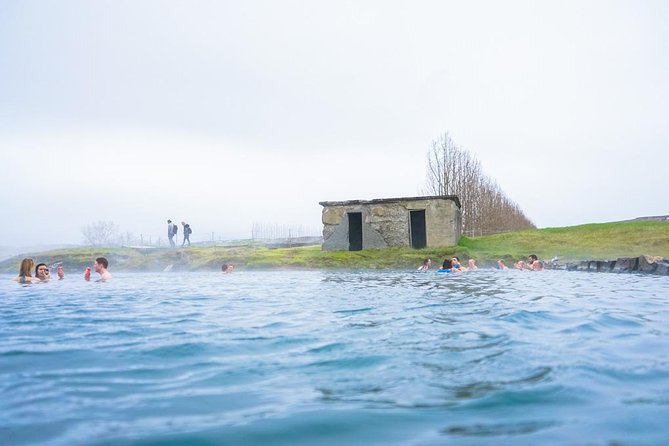 Golden Circle & Secret Lagoon Small-Group Day Tour from Reykjavik - Group Size, Comfort, and How to Make It Feel Easier