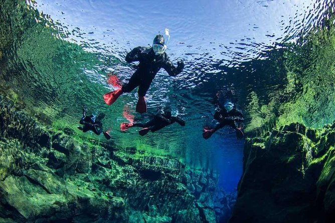 Golden Circle & Silfra Snorkeling Small-Group Supersaver Combo - Þingvellir National Park: More Than a Scenic Stop