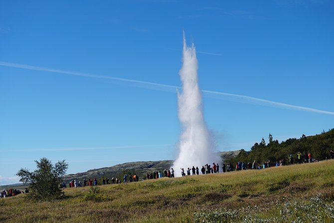 Golden Circle Small-Group Tour by Superjeep from Reykjavik - Gullfoss waterfall and lunch at Gullfoss Café