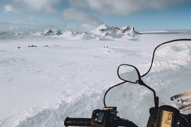 Golden Circle Super Jeep Tour and Snowmobiling from Reykjavik - The super jeep ride: comfort, warmth, and the snacks you will wish you had