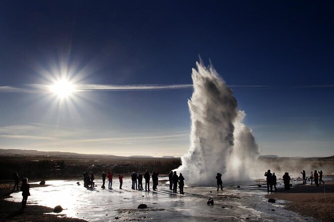 Golden Circle Tales, Tomato Farm & Kerid – Small Group from RVK - Thingvellir National Park: Tectonic Plates and Parliament Ground