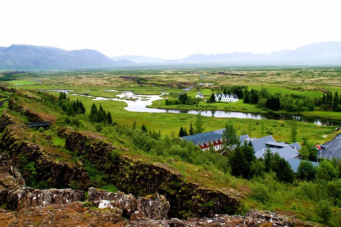 Golden Circle Tour - Private - Þingvellir National Park: where tectonic plates are visible up close
