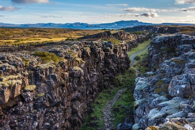 Golden Circle Tour - Private - Geysir and Strokkur: geothermal views with included admission time