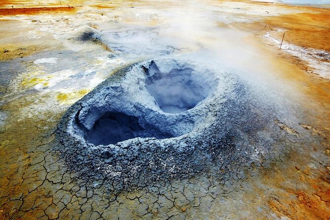 Golden Circle Tour Small Group - Discover Icelandic Icons - Oxararfoss and Þingvallakirkja church, short stops with specific payoffs