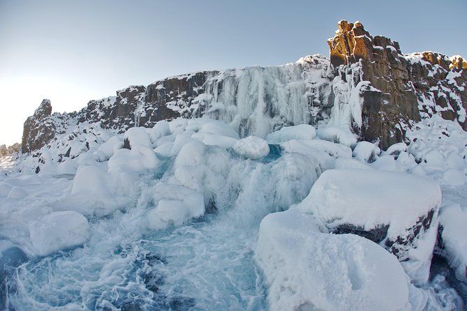 Golden Circle with extra G - Strokkur geyser: eruption viewing plus the smell of Iceland’s kitchen