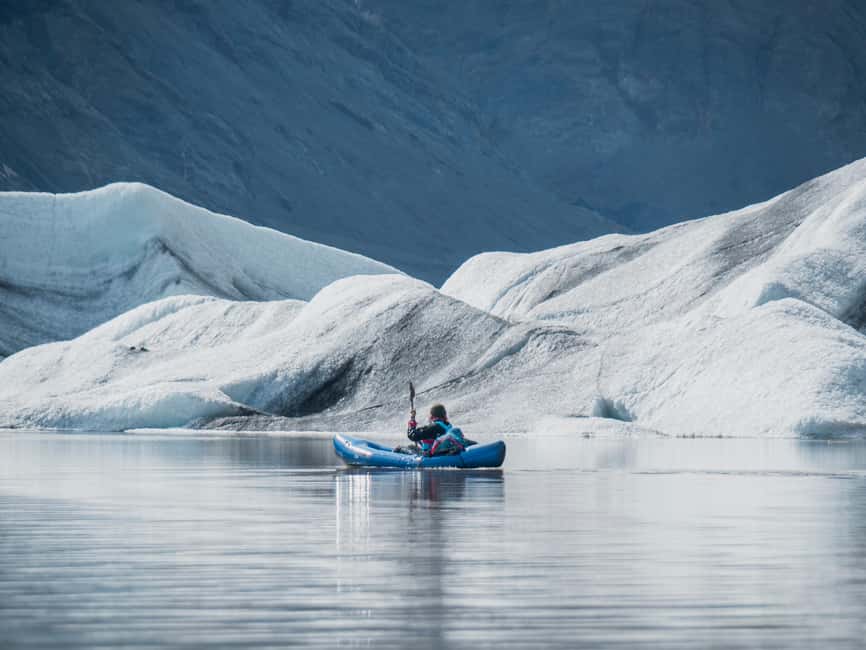 Heinabergslón Glacier Lagoon Kayak and Hike - Why this Vatnajökull kayak and hike feels so different