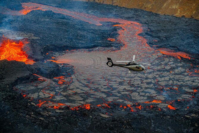 Helicopter Tour Over Iceland’s Reykjanes Volcano Eruption Site - The pilot makes or breaks the experience
