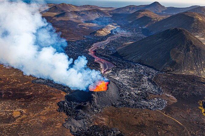 Helicopter Tour Over Iceland’s Reykjanes Volcano Eruption Site - Group comfort, quiet skies, and the seat reality