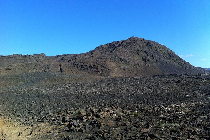 Hike to Mt Helgafell - Pickup and timing: the 3 to 4 hours that actually feel manageable
