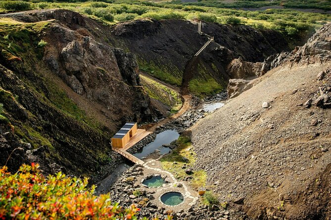 Husafell Canyon Baths Tour - Walking Into the Remote Highlands From Húsafell
