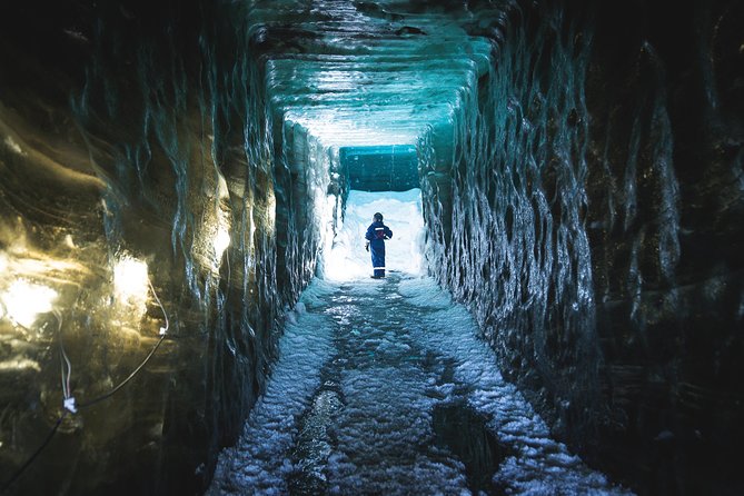 Ice Cave and Snowmobile Tour from Gullfoss - Timing, snowmobile sharing, and who gets the wheel