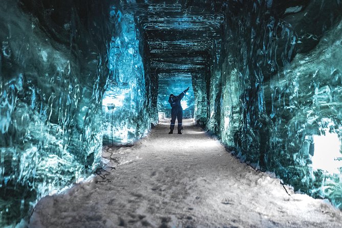 Ice Cave and Snowmobile Tour from Gullfoss - Riding the glacier: what one hour feels like