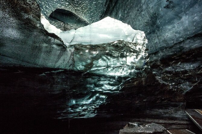 Ice Cave Katla Private Super Jeep Tour from Vík - Hjorleifshofdi: black sand, first-settler stories, and Yoda Cave