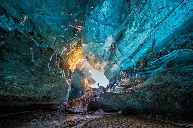Ice Cave Tour in the National Park of Vatnajökull - Inside the Vatnajökull Ice Cave: Gear, Safety, and Cave Choice
