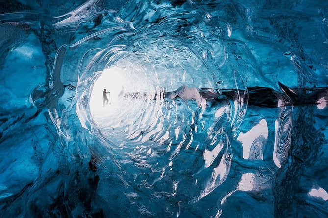 Ice Cave Tour in the National Park of Vatnajökull - 4x4 Logistics From Jökulsárlón, Including the Bumpy Part